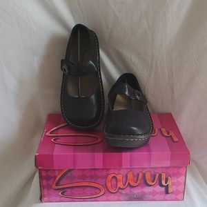 Savvy Nursing Shoes Black shiny Flash